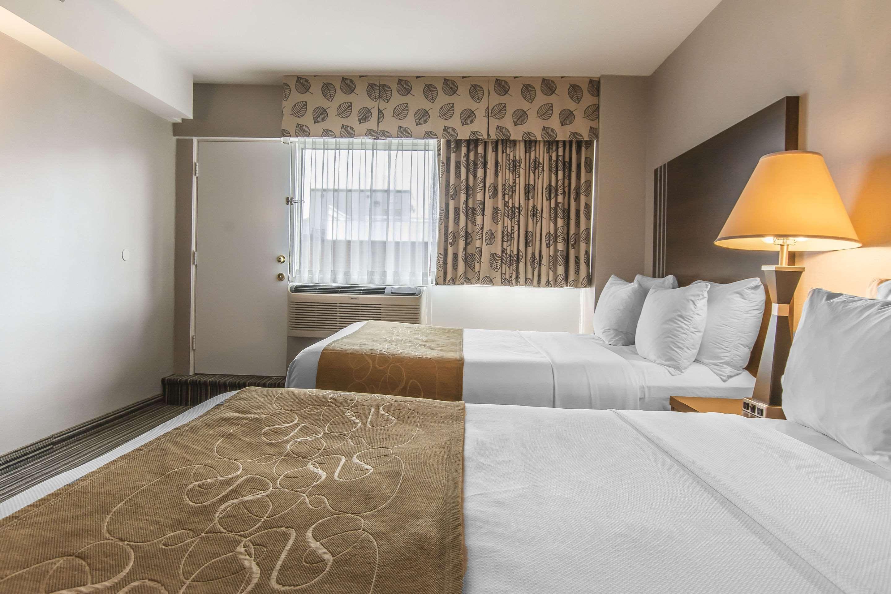 Comfort Suites Downtown Montréal Buitenkant foto