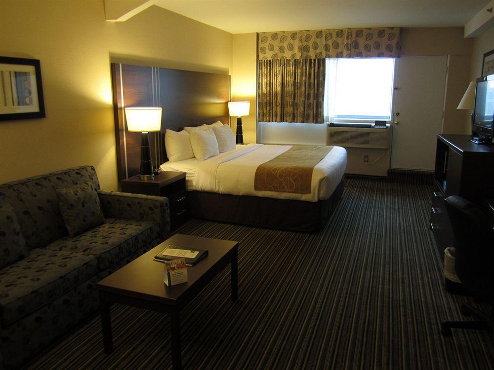 Comfort Suites Downtown Montréal Buitenkant foto